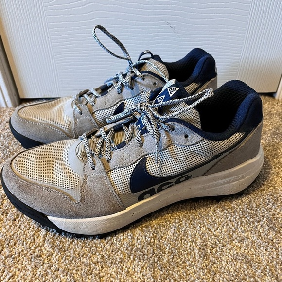 Mens Nike ACG Lowcate Wolf Grey and Navy Size 9.5 - Picture 7 of 13